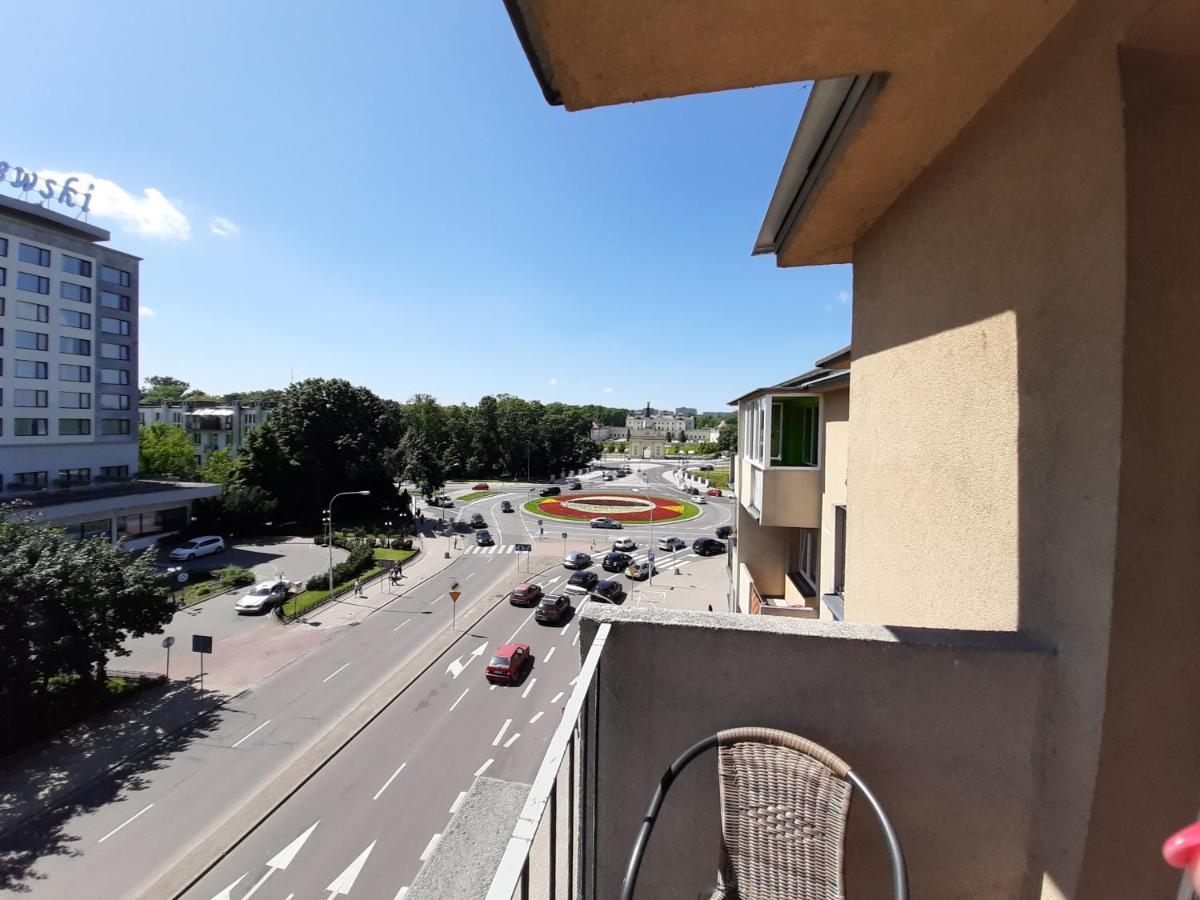 Doba Rent Pokoje Centrum Palacowa Białystok Buitenkant foto