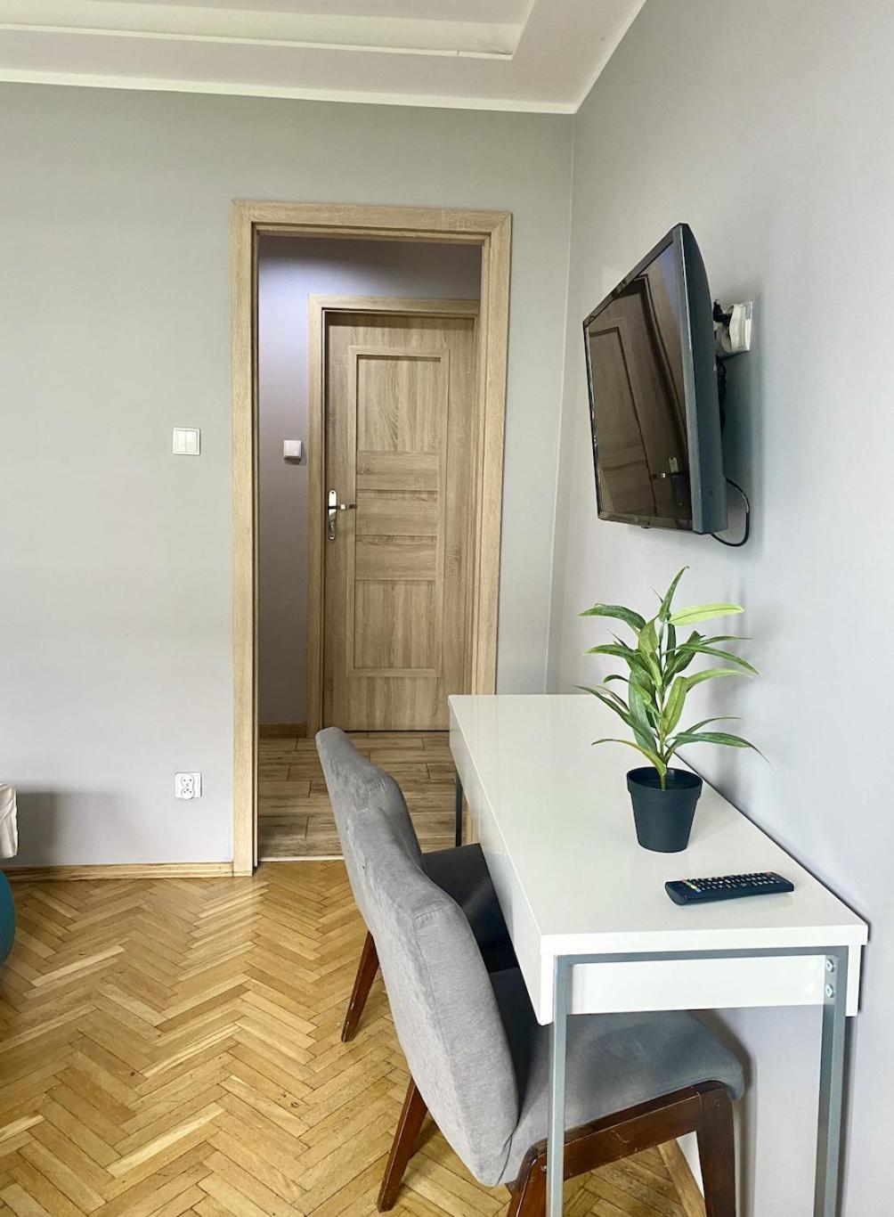 Doba Rent Pokoje Centrum Palacowa Białystok Buitenkant foto